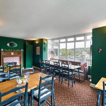래드스톡 The Fromeway B&B 외부 사진
