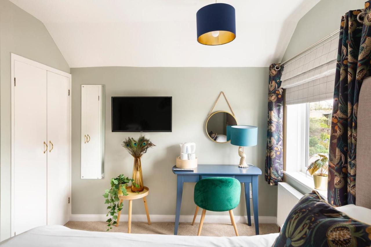 래드스톡 The Fromeway B&B 외부 사진