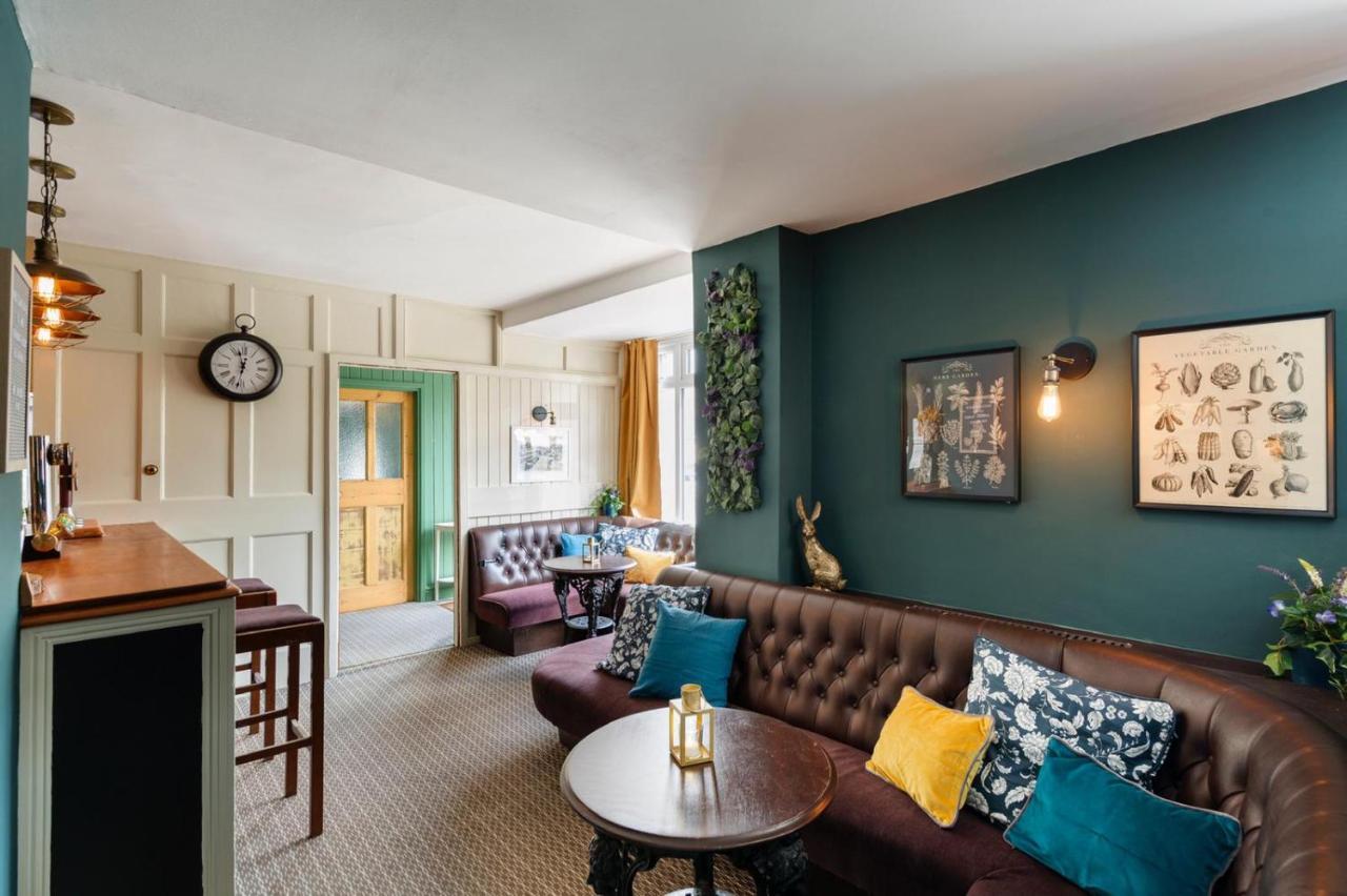 래드스톡 The Fromeway B&B 외부 사진